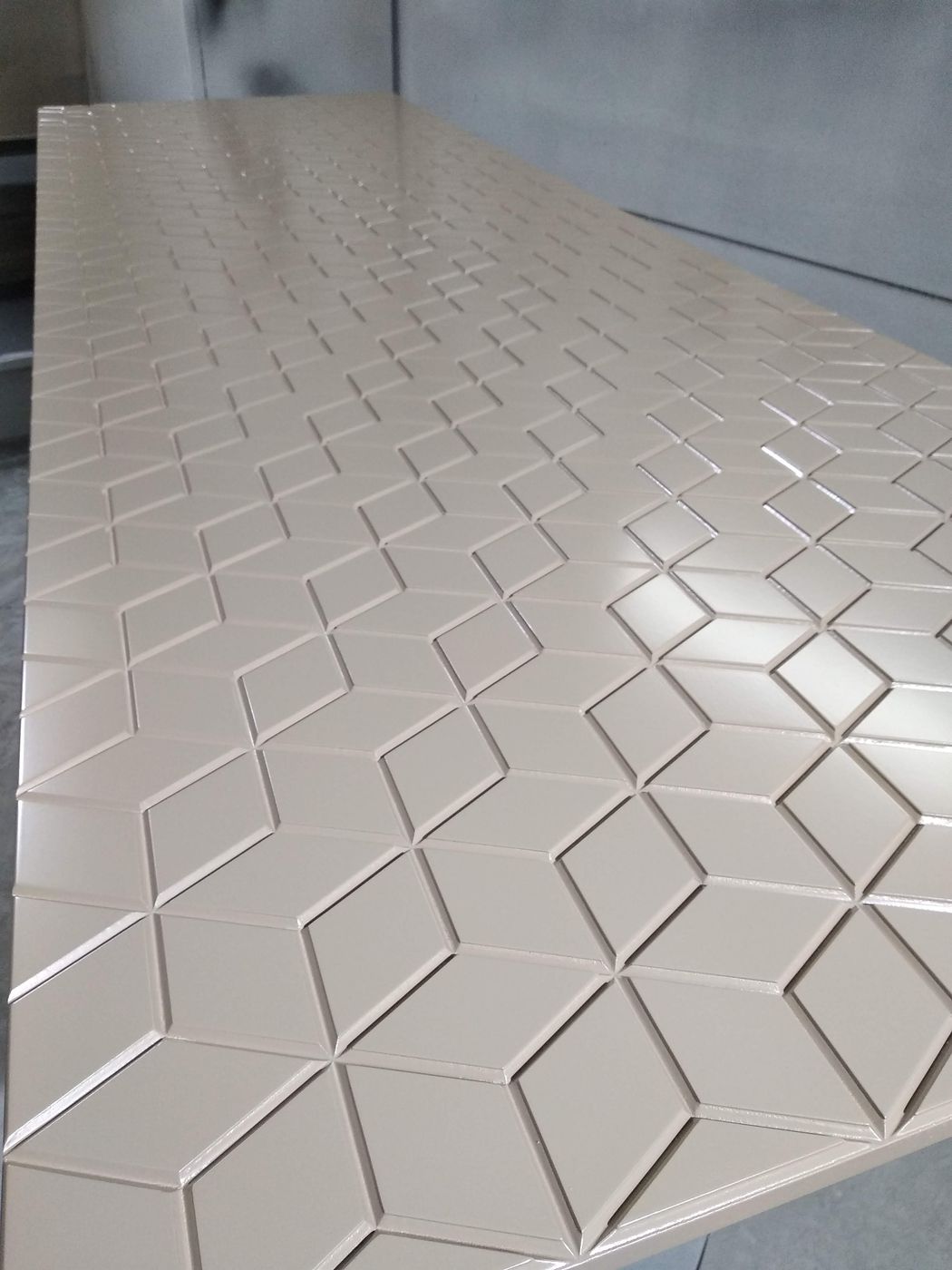 Diamond-pattern milled panel